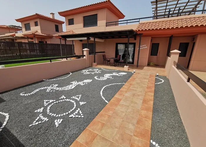 Casa Fuerte Aventura * לאחארס